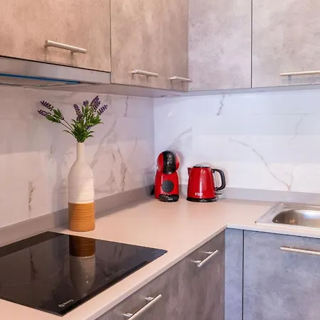 Apartment Stylish Coastal Living Near Marina Estepona