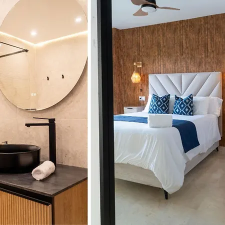 Stylish Coastal Living Near Marina Apartment *